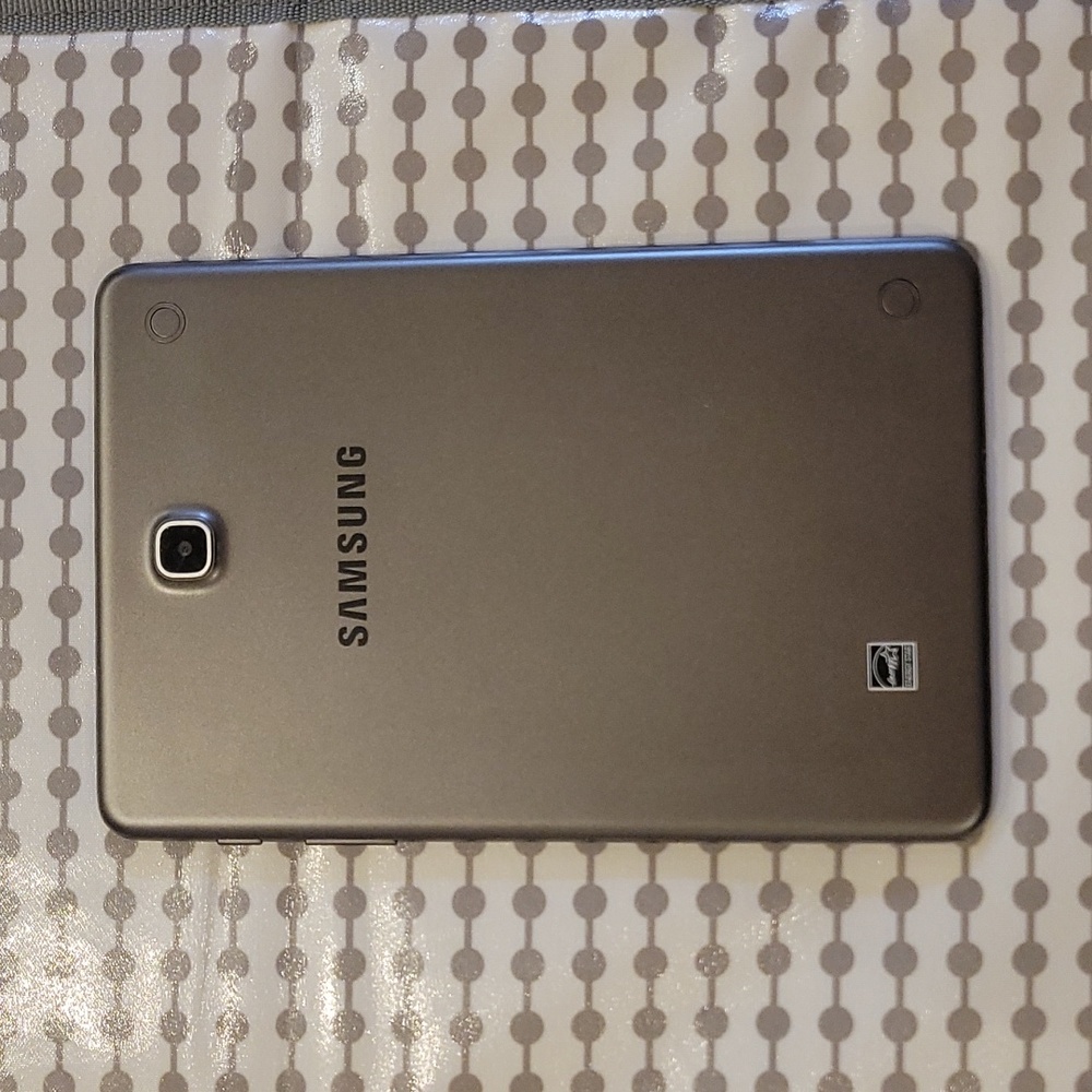 Samsung tab a - Picture 3 of 4